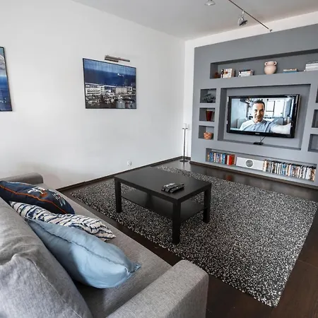 Apartment Bungalo *